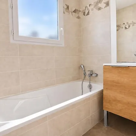 L'anatolé - Maison Neuve- Spa-clim - Vue Campagne - 6 Personnes * Giroussens